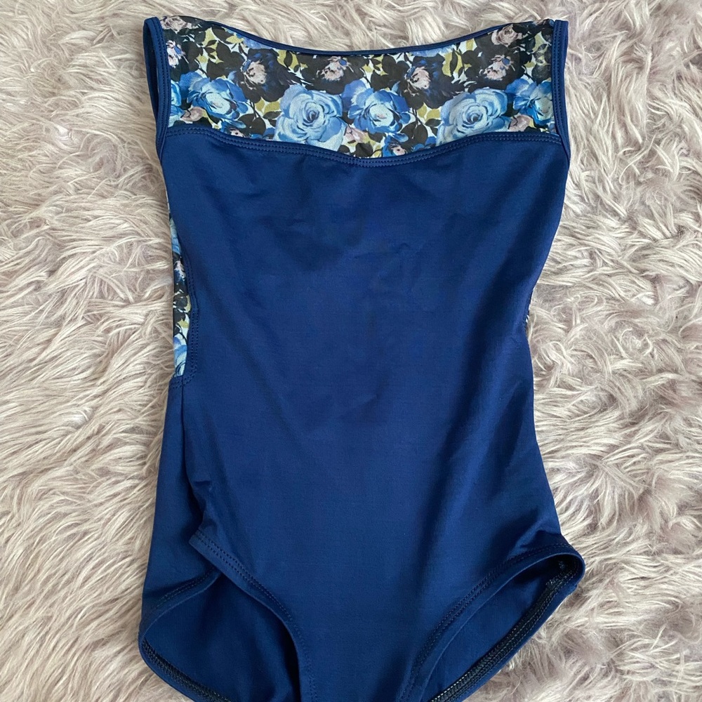 Suffolk leotard